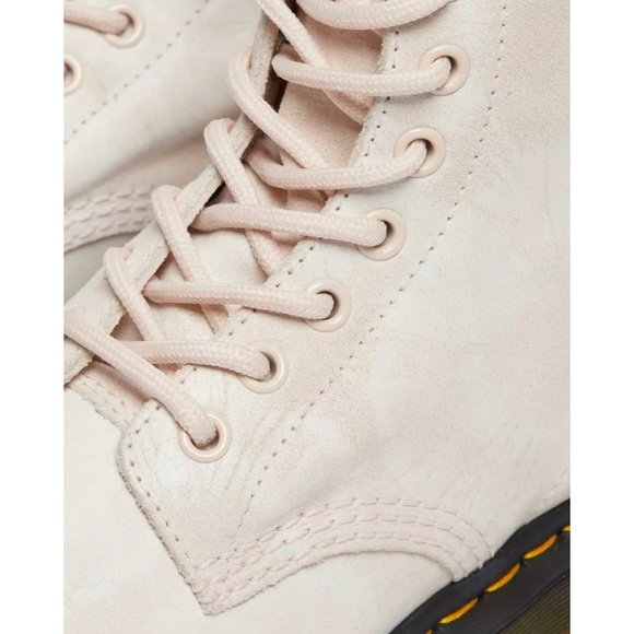 NEW Dr. Martens 1460 Pascal Women’s 8-Eye Lace Boots Tie Dye Suede Pink/White 7 - Picture 12 of 13